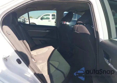 2021 Toyota Camry Le из США, поврежденный, VIN 4T1C11AK3MU580192